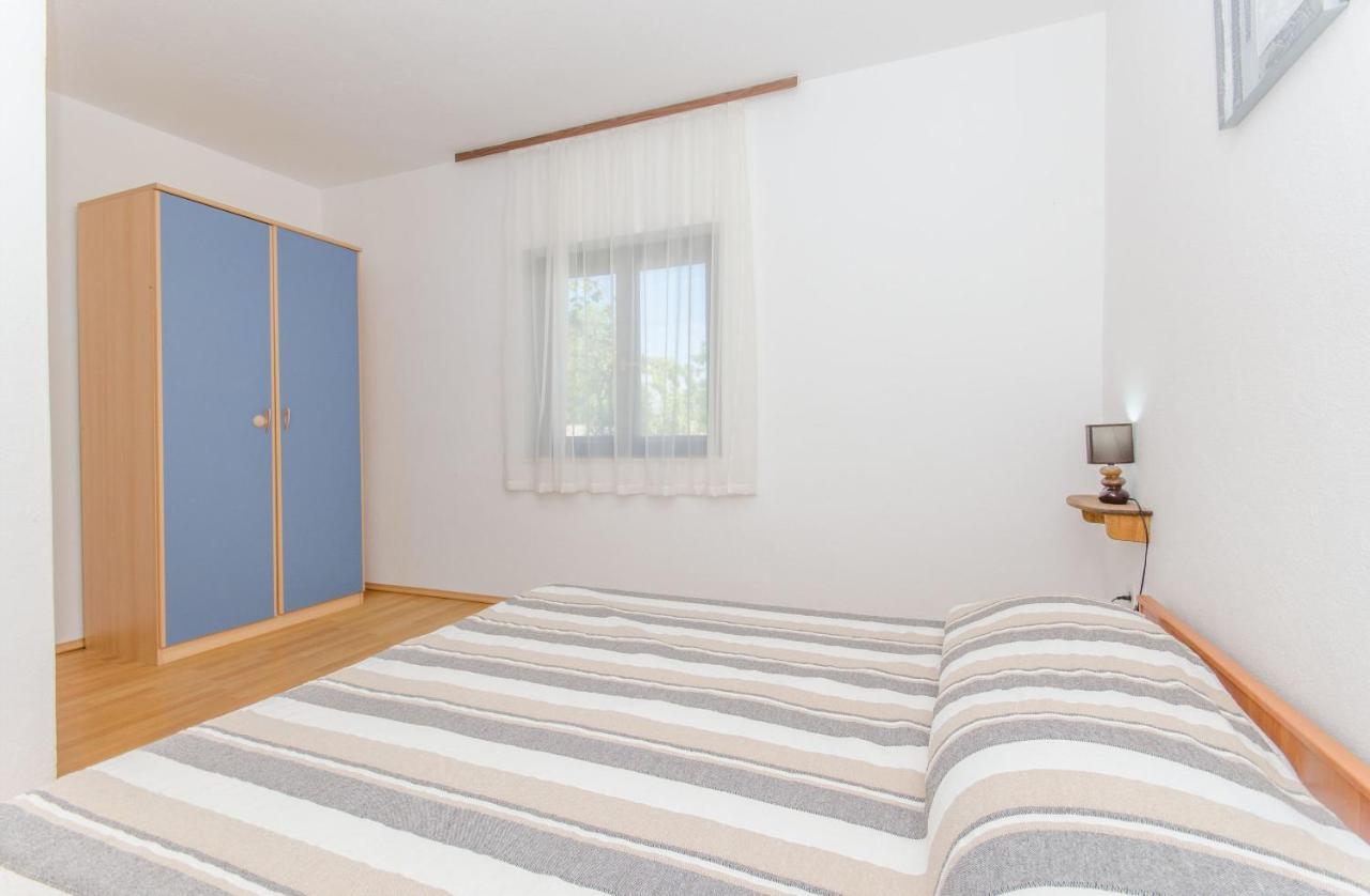 Apartment Vitaic Supetar Extérieur photo